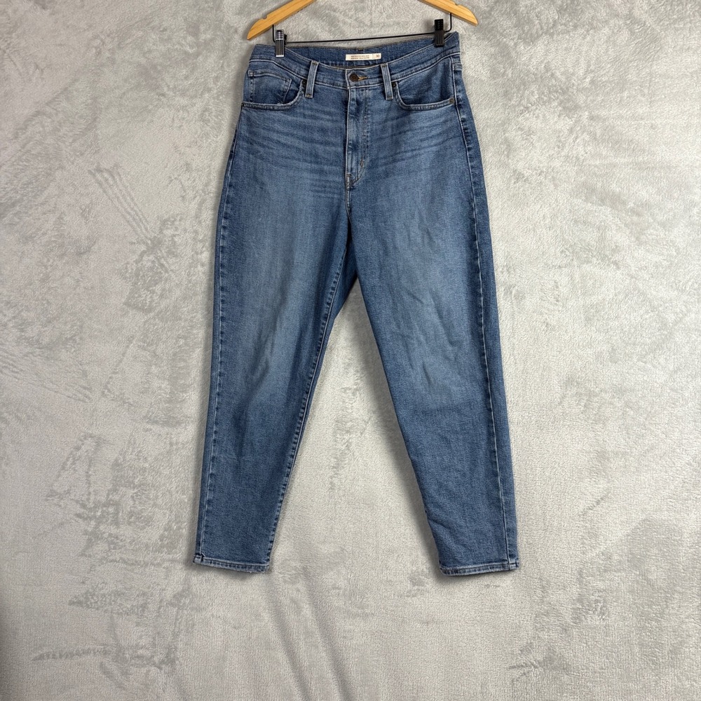 Levi's High Waisted Mom Jeans Womens 30 Medium Wash Tapered Denim 26986-0026